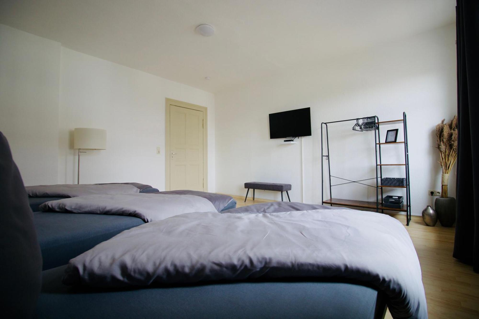 Gemuetliches Innenstadtnest, Zentrale Lage, 88Qm, Kostenfreier Parkplatz, Fuer Bis Zu 6 Personen Cottbus Exterior foto